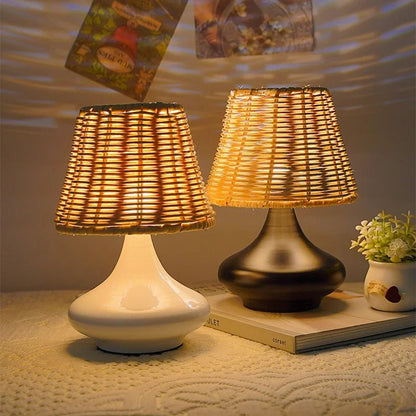 Cozy Woven Lamp